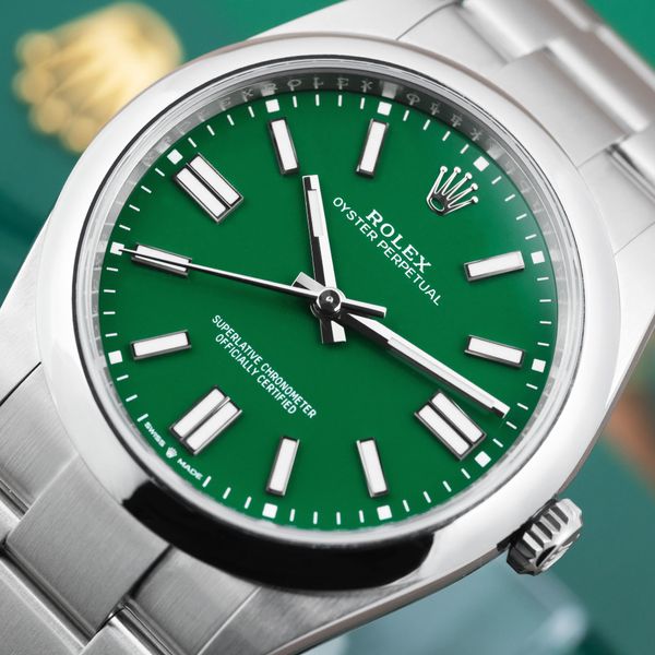 Rolex Oyster Perpetual 124300
